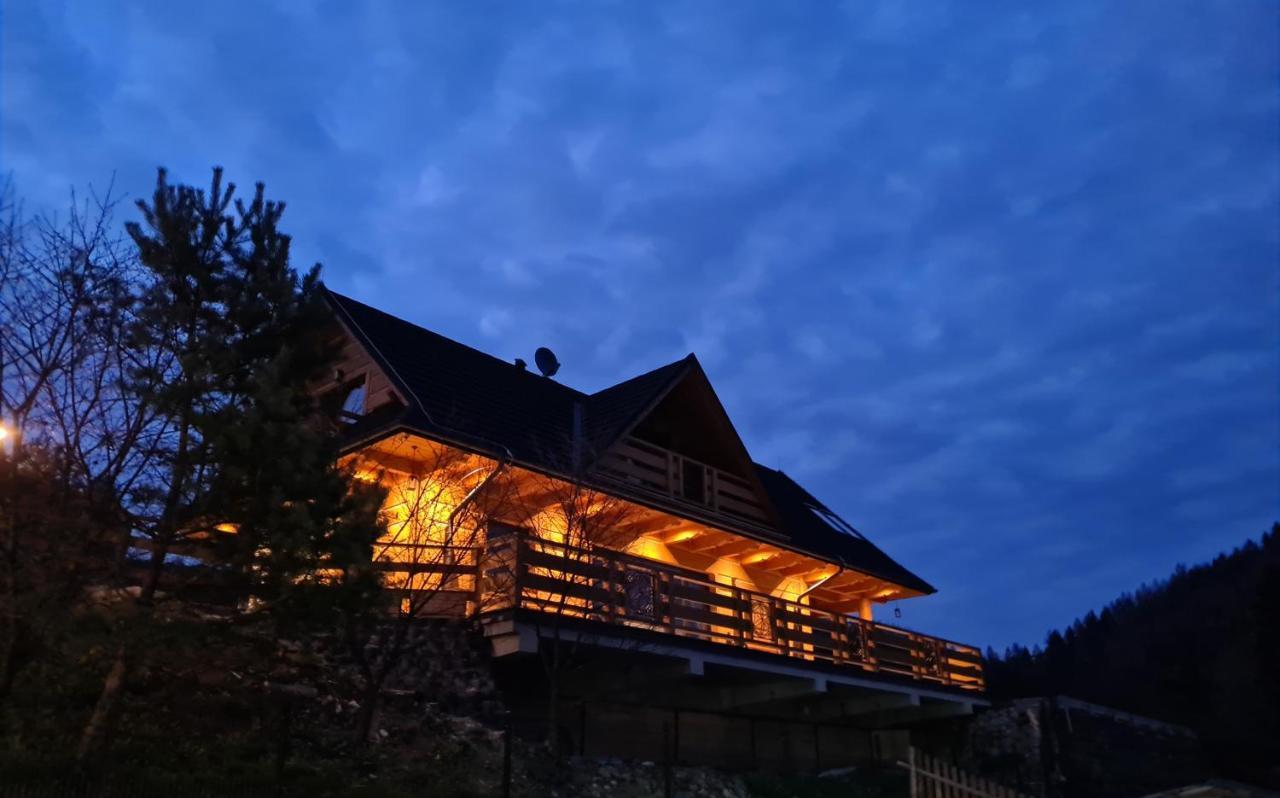 Domek Goralski Nad Czorsztynem - Dom Z Widokiem Kluszkowce Buitenkant foto